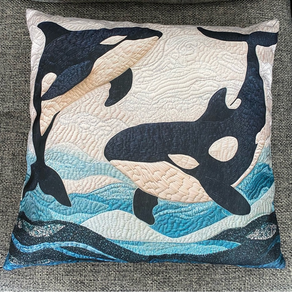 Orca Pillow Cover 18”x18”